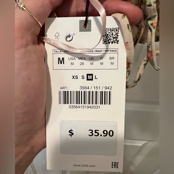 Zara / Floral Crop Top / Size Medium - Picture 3 of 4